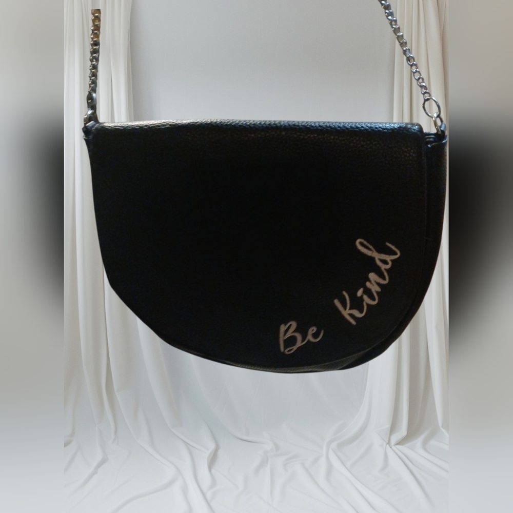 Stylish 'Be Kind' Shoulder Bag